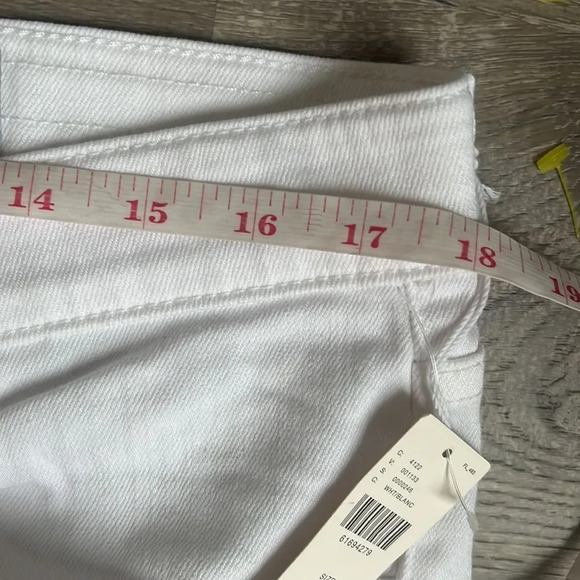 AG The Ex-Boyfriend Slim slouchy Jeans - Picture 12 of 13